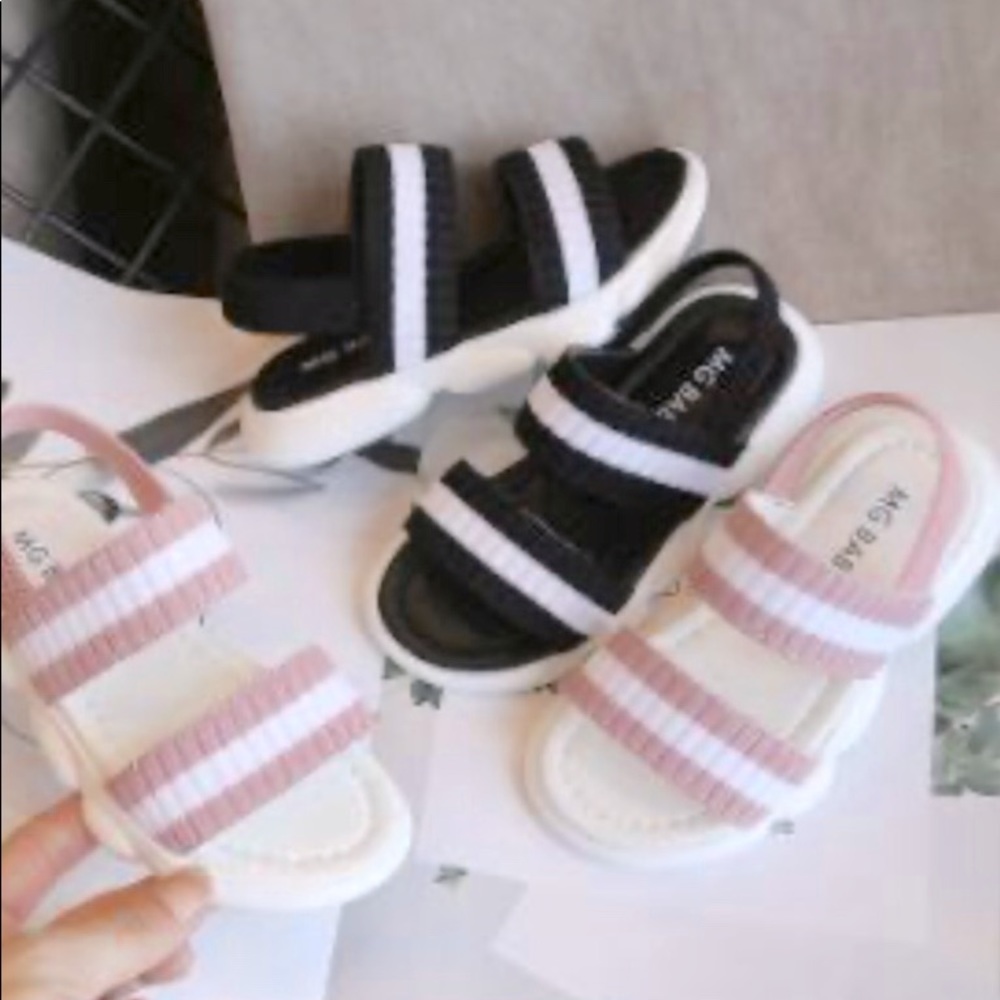 Toddler girl sandals